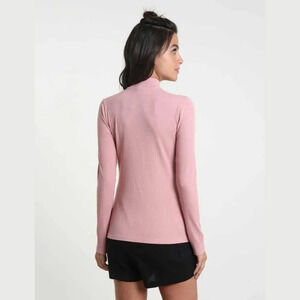 Olivia Rae Women's Solid Pink Casual ribbed high neck Pullover Top Size …